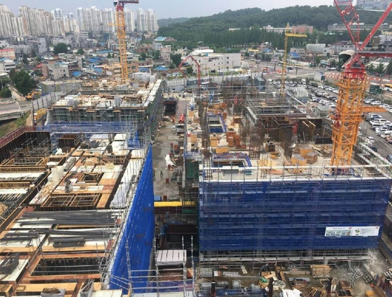 힐스테이트 삼송역 주상복합 신축공사 중 토공사
